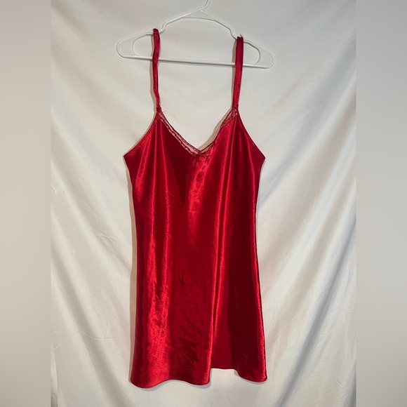 Morgan Taylor Red Velvet Chemise with Adjustable Straps - Picture 1 of 6